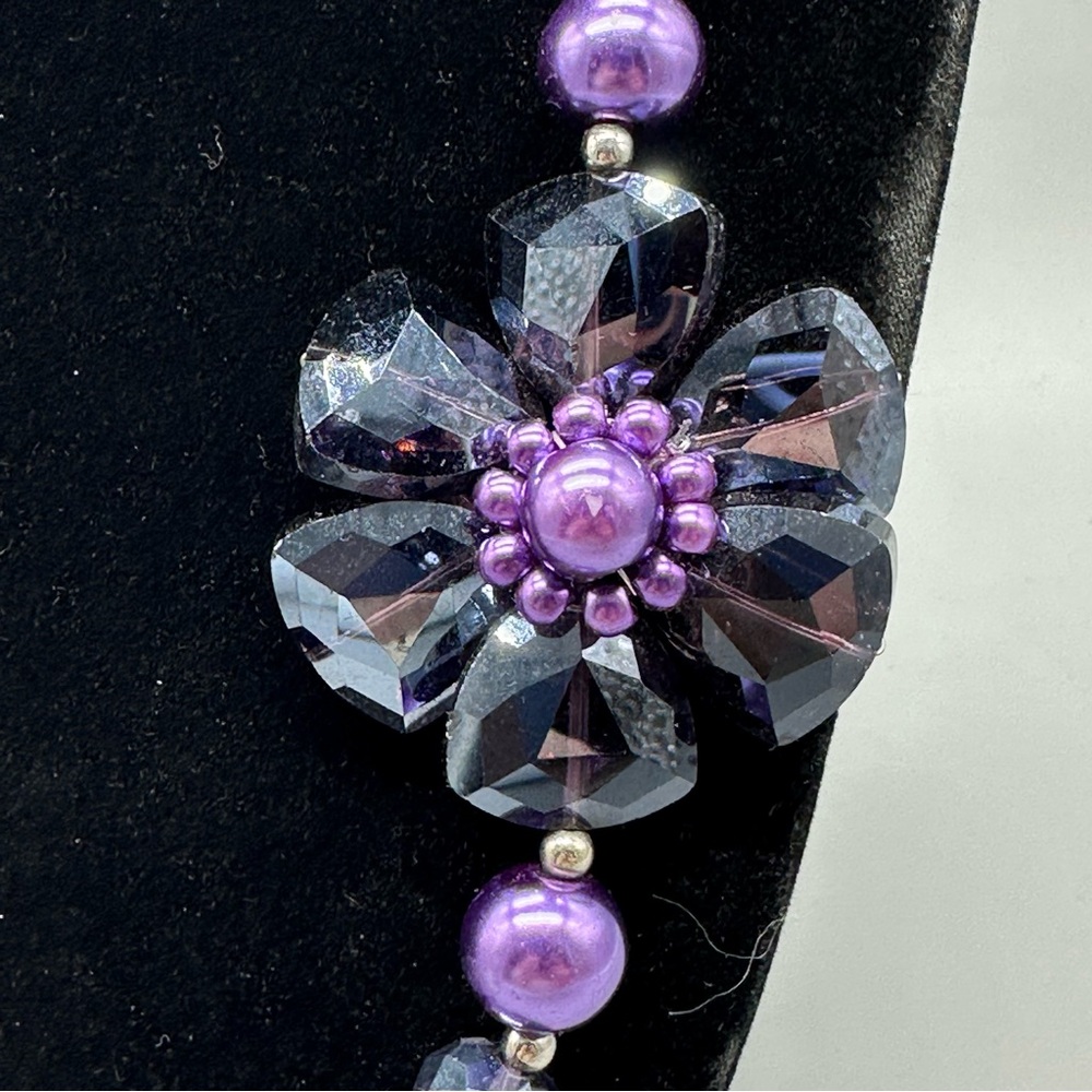 Glass Beaded Faux Pearl Silver Tone Floral Purple Jewelry Statment Necklace 20” - Picture 3 of 7